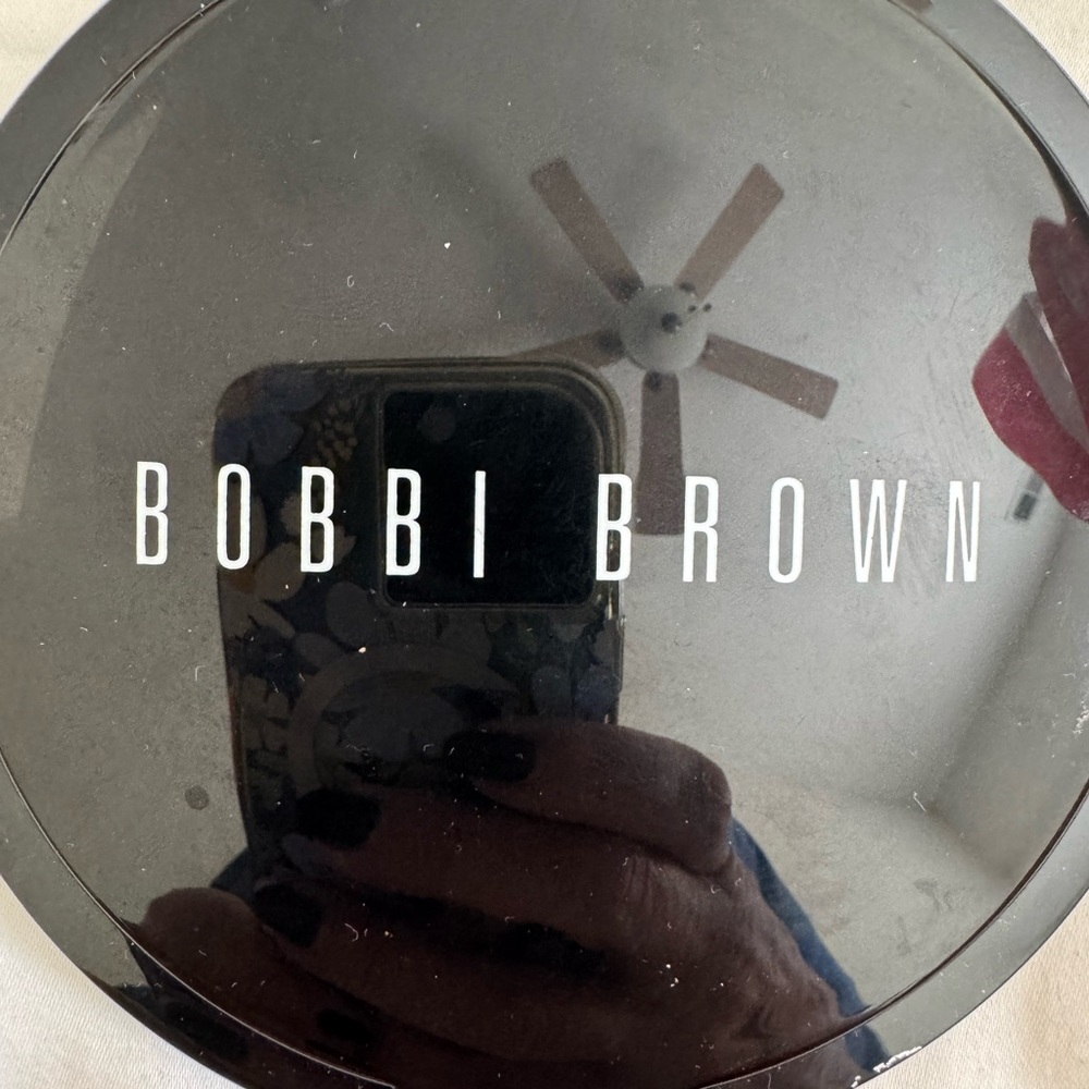 Bobbi Brown Black Compact